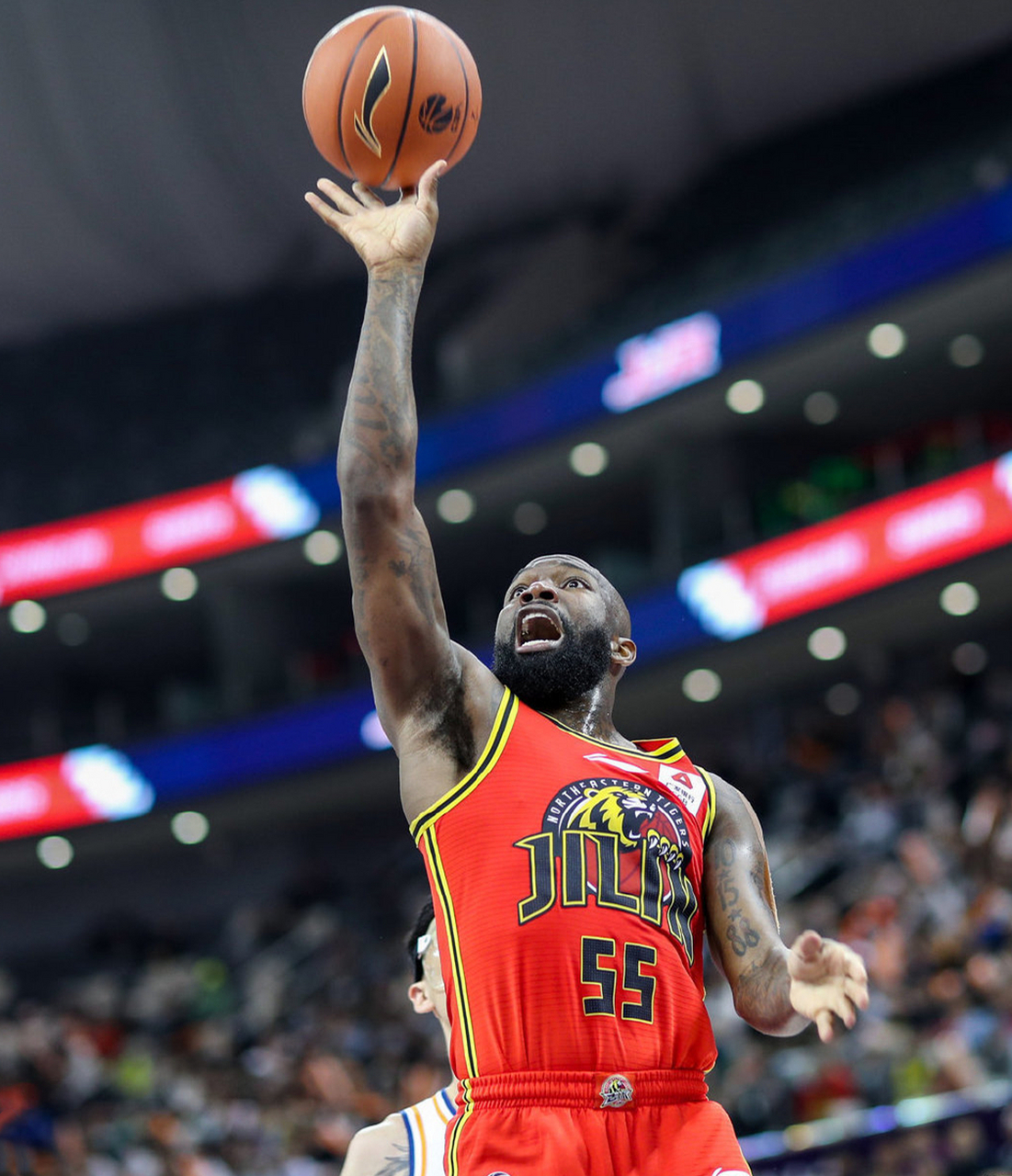 窗口期新疆广汇调整名单以备NBA总决赛；刷新队史纪录环节打磨；管理层满意；心理建设被强调的简单介绍-开云