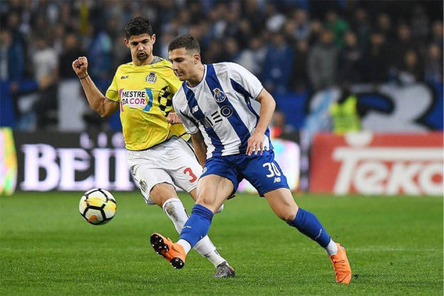 关于波尔图训练开放日，今晚单刀错失引欢呼，全明星赛在即，更衣室氛围转暖的信息-开云官网